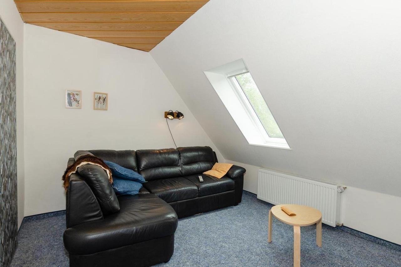Ferienwohnung-Auf-Ruegen-Fuer-3-Erwachsene-Und-1-Kind-In-Schaprode-Zi6 Экстерьер фото